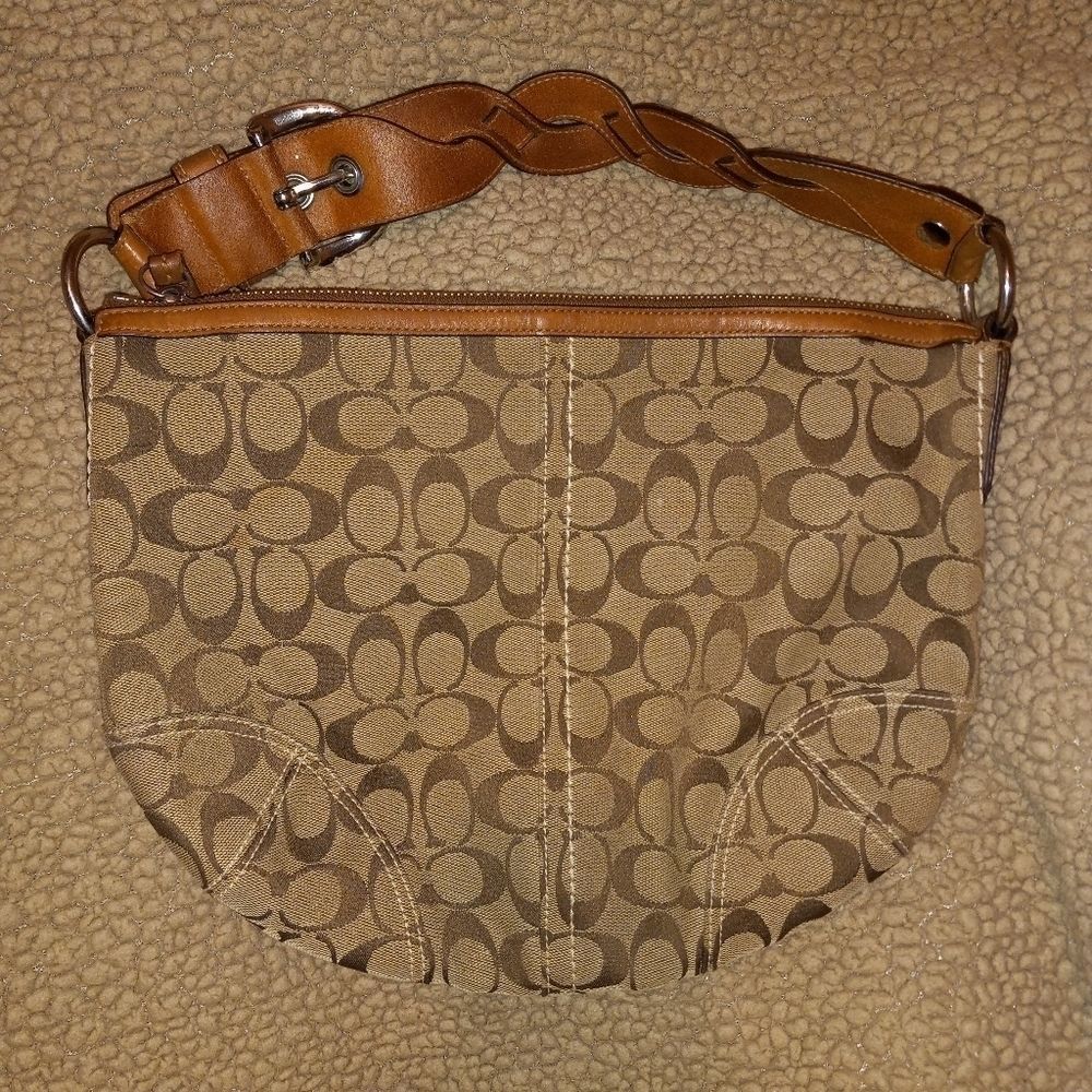 Coach Shoulder Bag - Picture 5 of 10